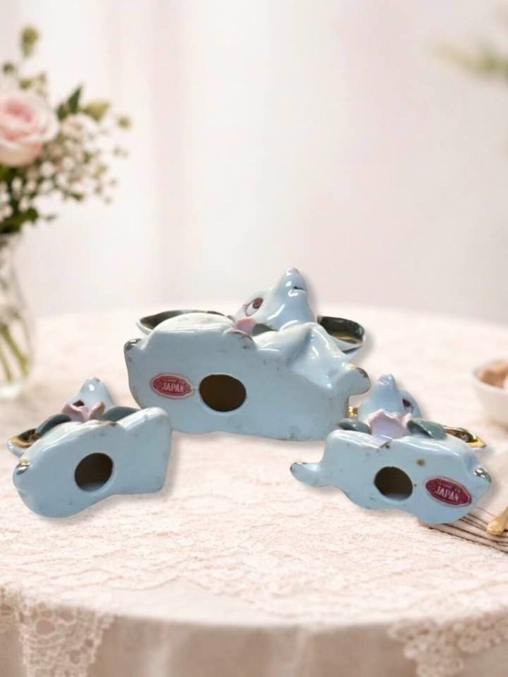 Vintage 1950s Ceramic Deer Family Figurines Set Of 3 White Pink Gold w Flowers - Picture 2 of 4
